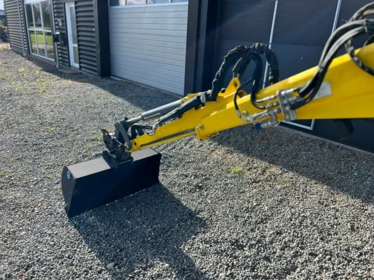 Billede 11 - WACKER NEUSON ET 18 - 2T / Compacttilt tilt, VDS undervogn, udskydelig gravearm & 3 skovle