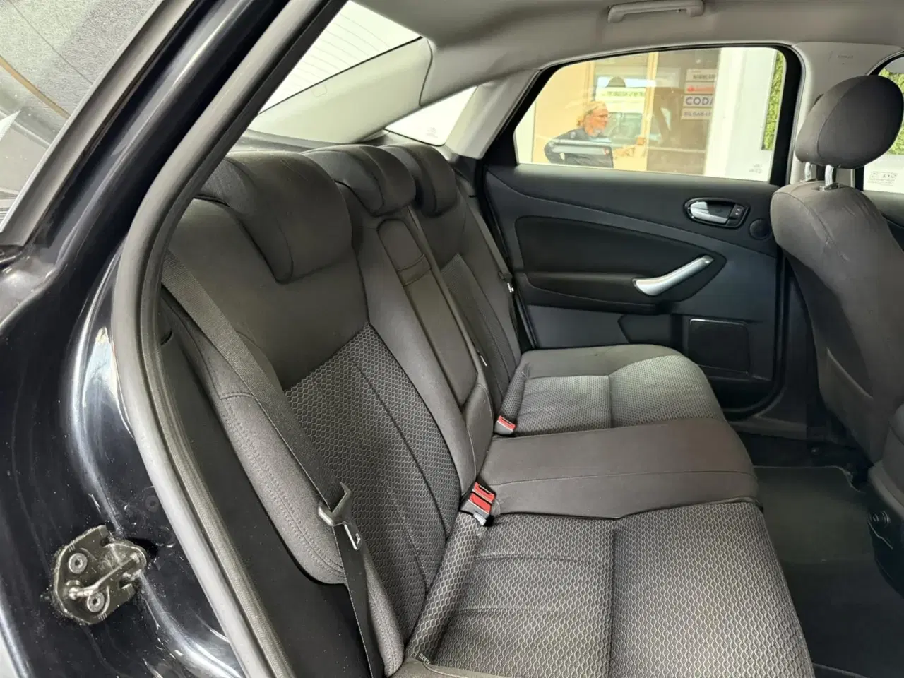 Billede 10 - Ford Mondeo 2,0 Ghia 145HK 5d
