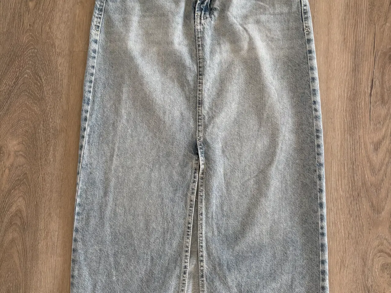 Billede 3 - Nederdel i denim str. S