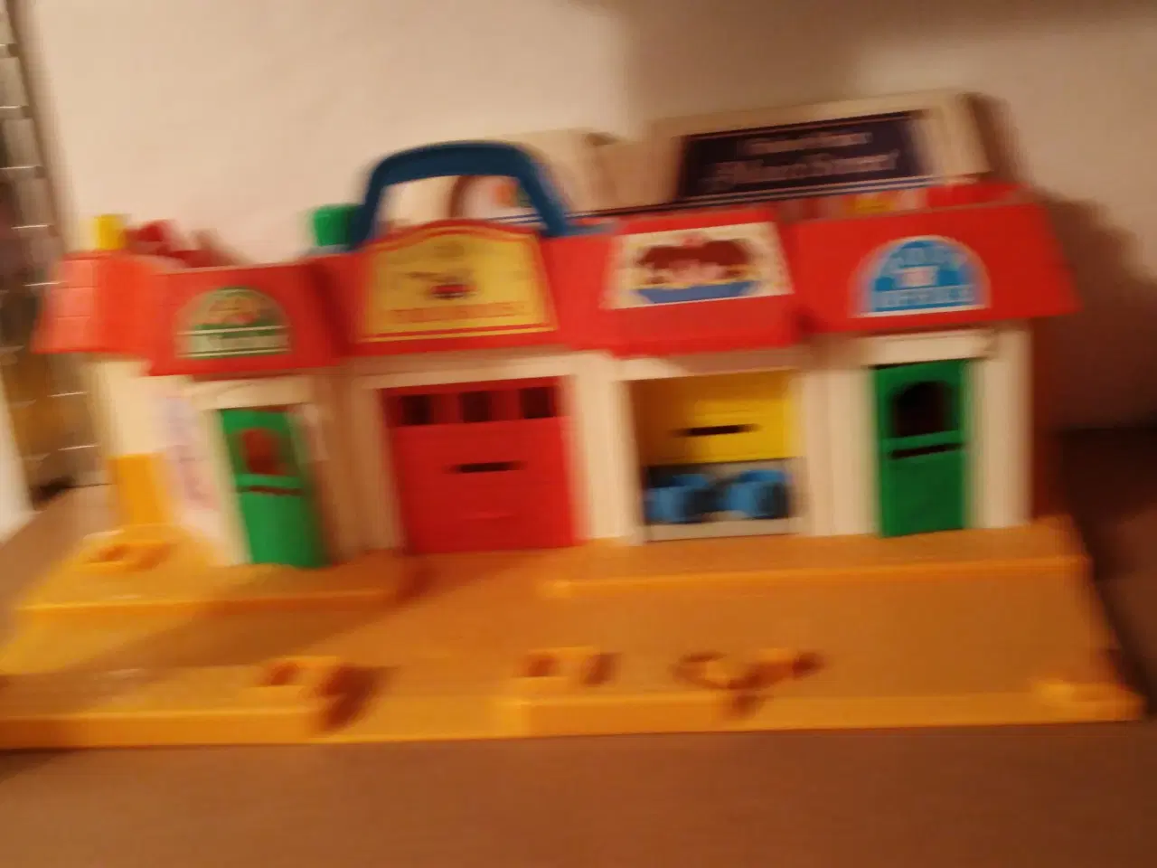 Billede 5 - Fisher Price parkeringsanlæg