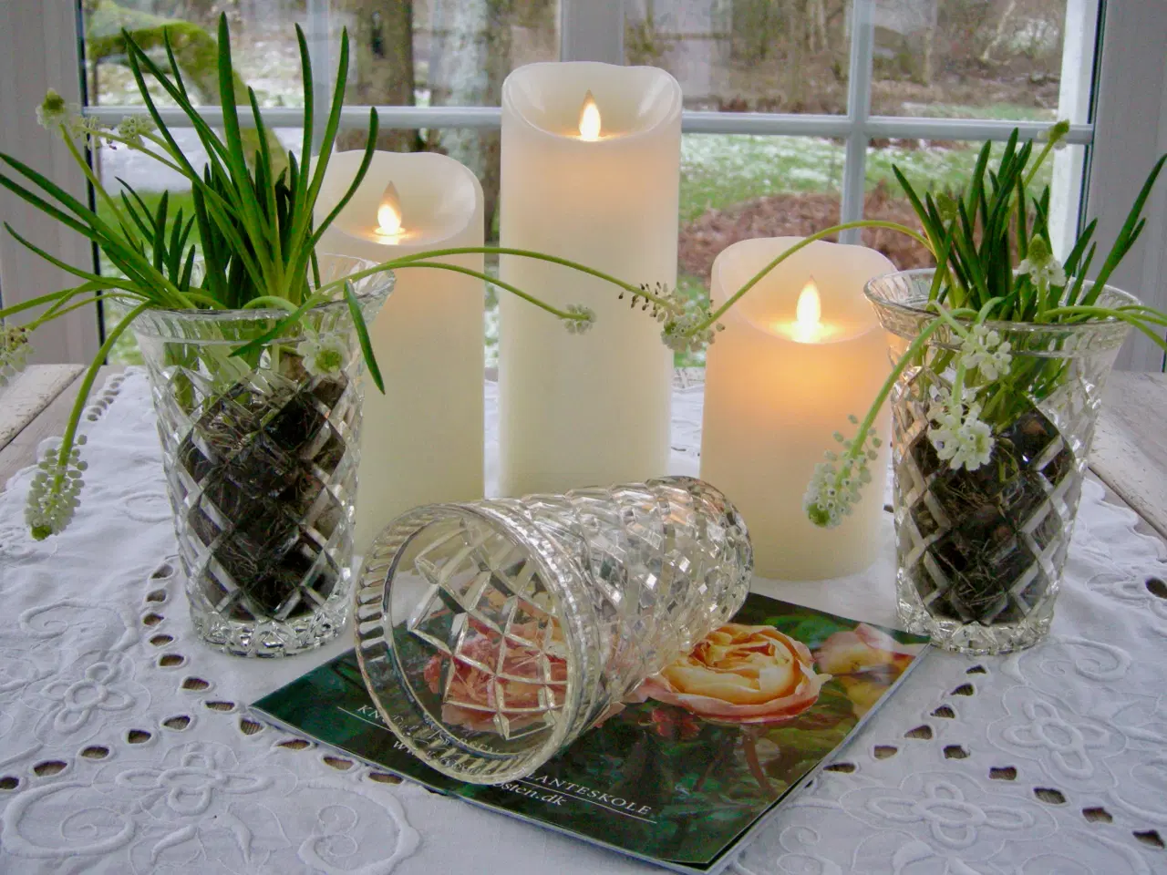 Billede 5 - Vaser i presset glas, Vintage vaser diamantmønster