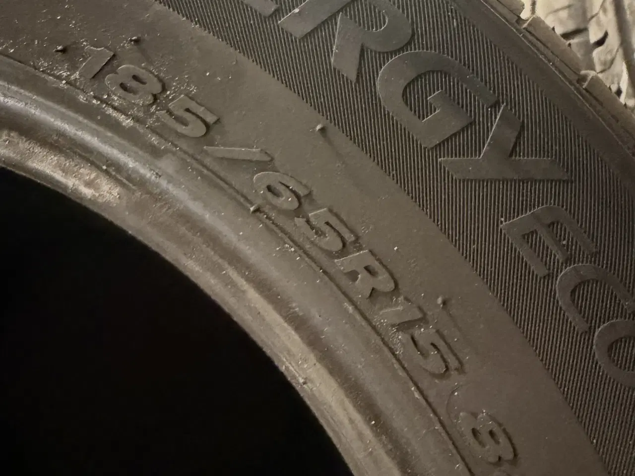 Billede 4 - Hankook 185/65/15 sommer 6-7mm mønster