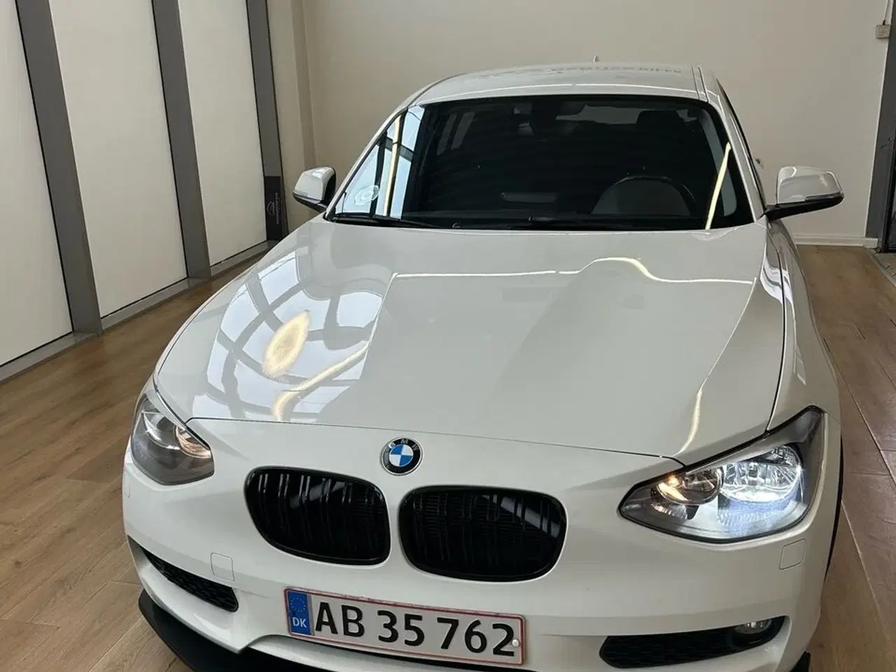 Billede 2 - BMW 116d 1,6 EfficientDyn.  Mild hybrid 116HK 5d 6g