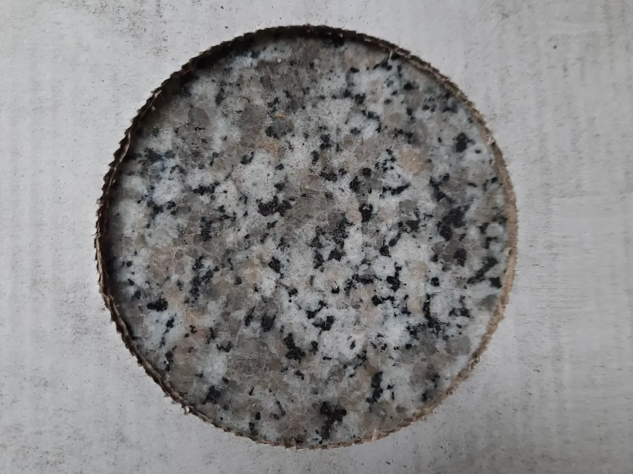 Billede 2 - Granit fliser. Rosa beta, poleret. 1,860 m2