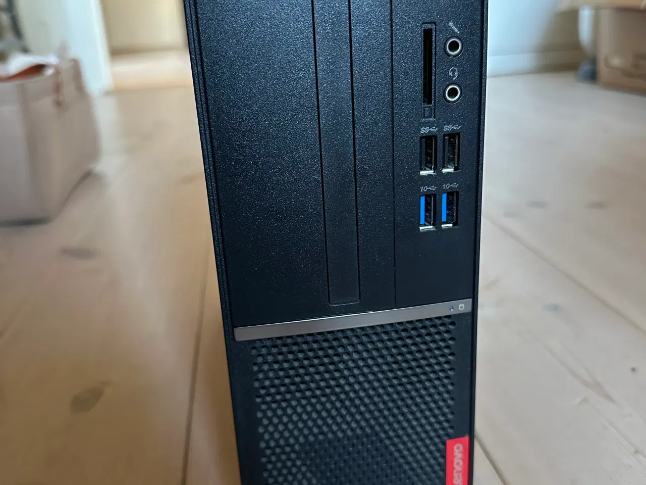 Billede 1 - Lenovo pc med Windows 11