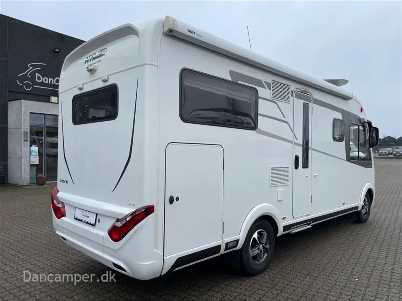 Billede 2 - 2018 - Hymer B 534 Hymermobil   RESERVERET - Unik Hymermobil med stor siddegruppe i bag og masser af udstyr. 3500 kg og køres på lille kørekort