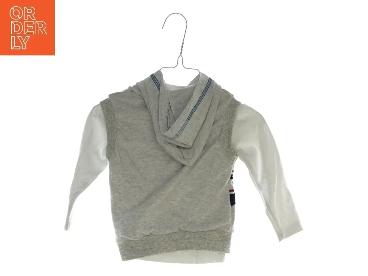 Billede 2 - Bluse med vest (str. ca. 74)