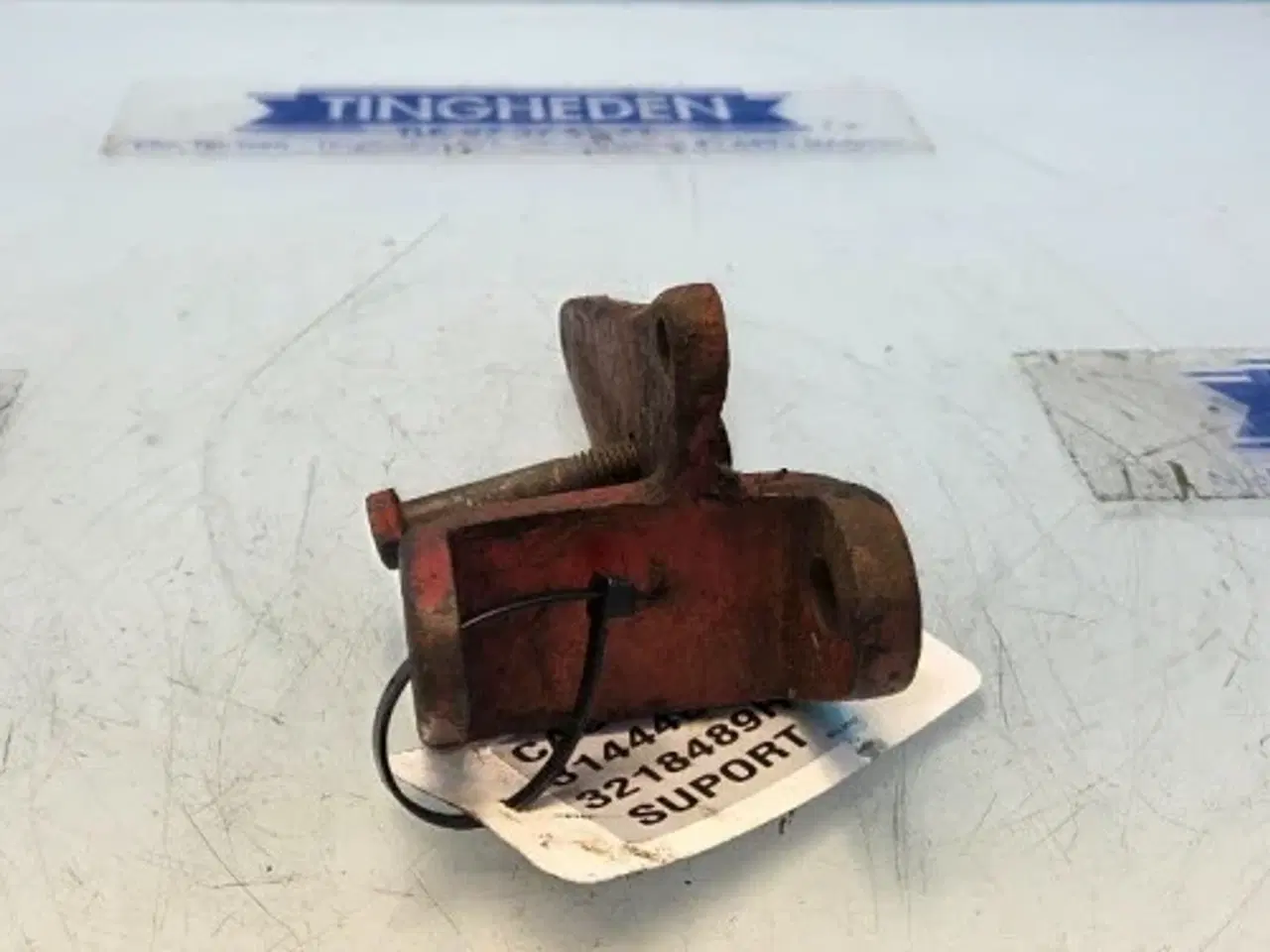 Billede 9 - Case 844   Support   3144460R1