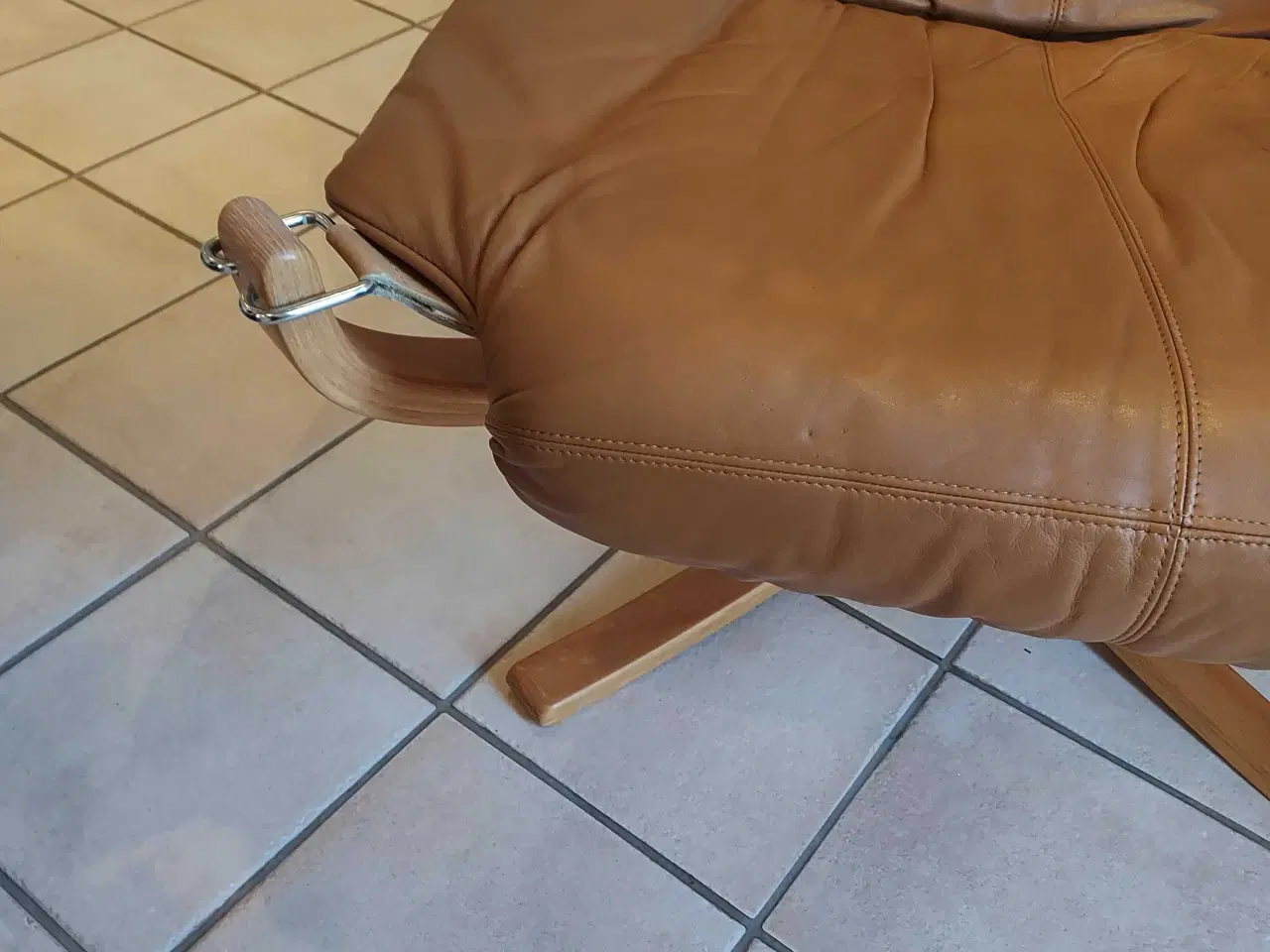 Billede 4 - Falcon Chair, designet af Sigurd Ressel