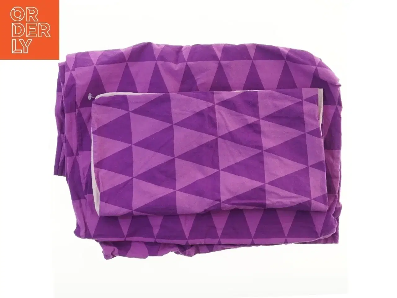 Billede 1 - Sæt sengetøj i lilla mønster (str. 38x40 og 90x120 cm)