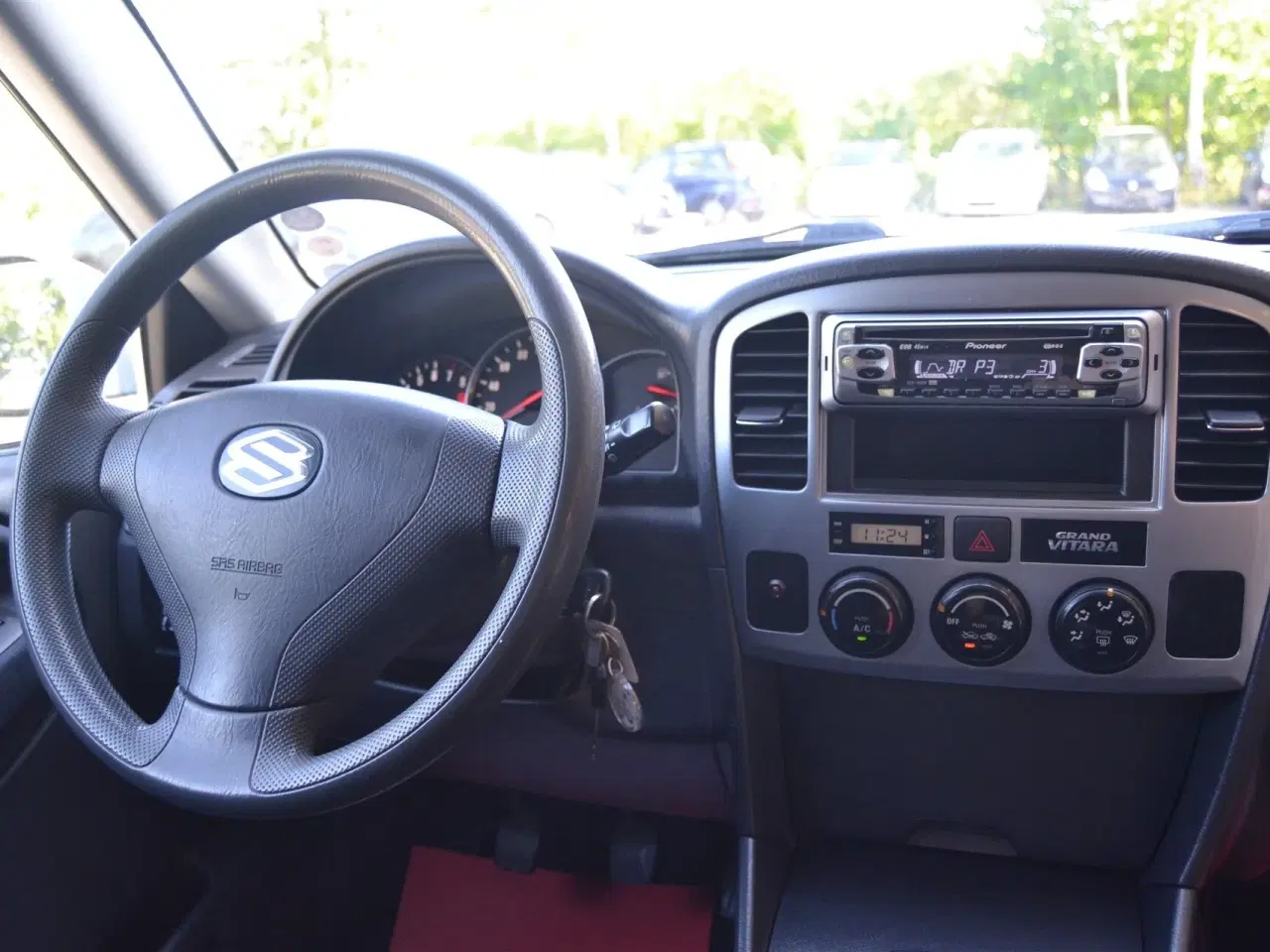 Billede 14 - Suzuki Grand Vitara 2,0 m\ aircondition 4x4 128HK Van