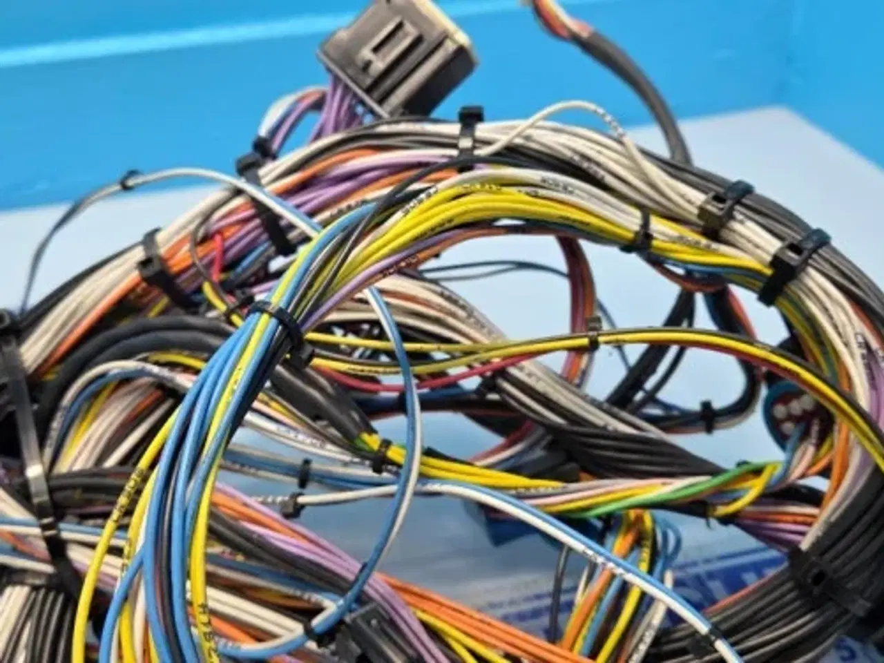 Billede 7 - New Holland CR9080 Ledningsnet