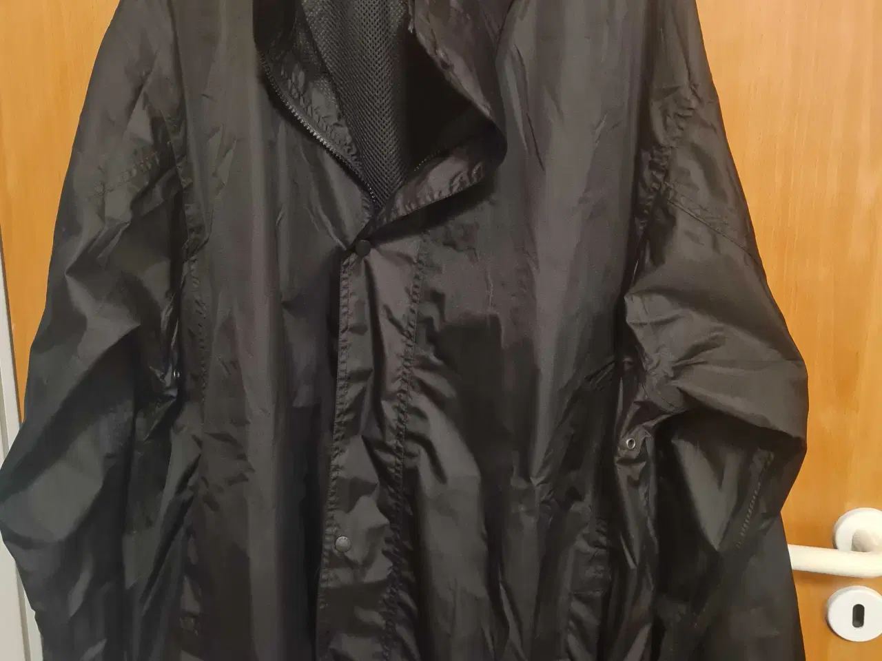 Billede 2 - Ny regn/ vind jakke str xl