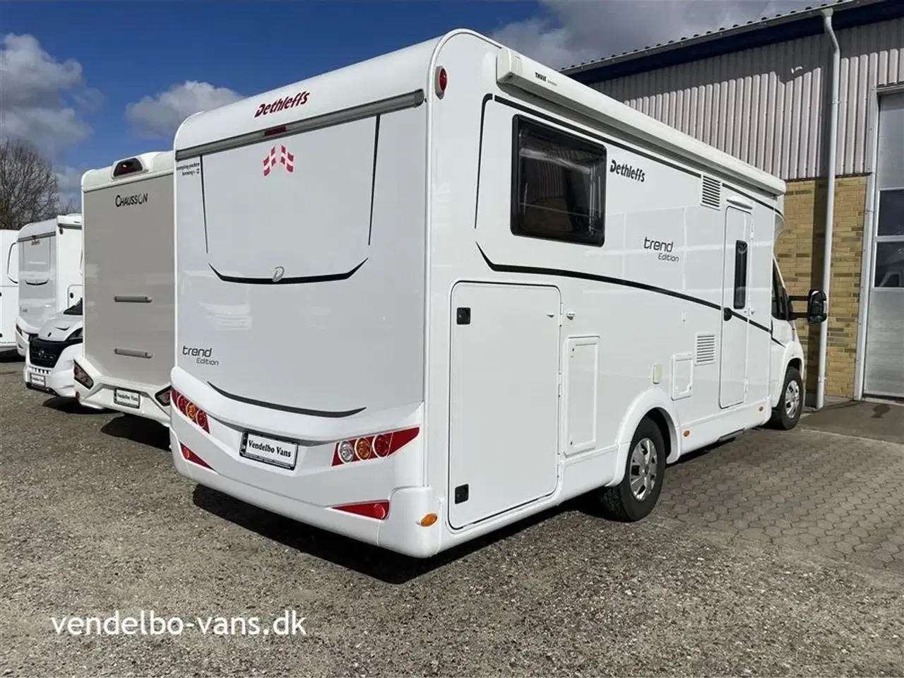 Billede 2 - 2020 - Dethleffs Trend Edition T 7057 EB   Trend Edition den elegante model med stål look på skabene