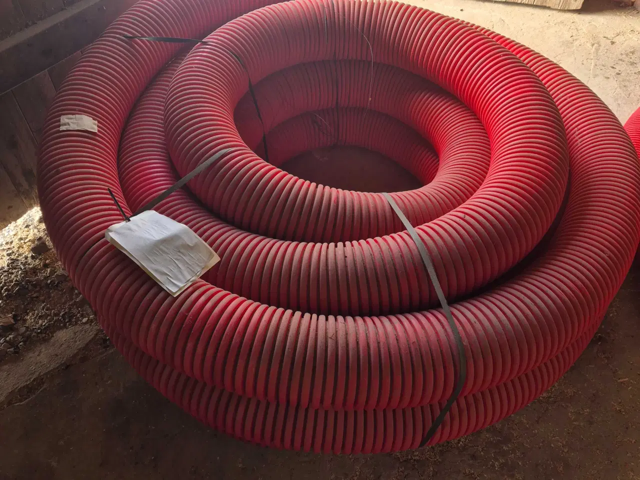 Billede 2 - Kabelrør 