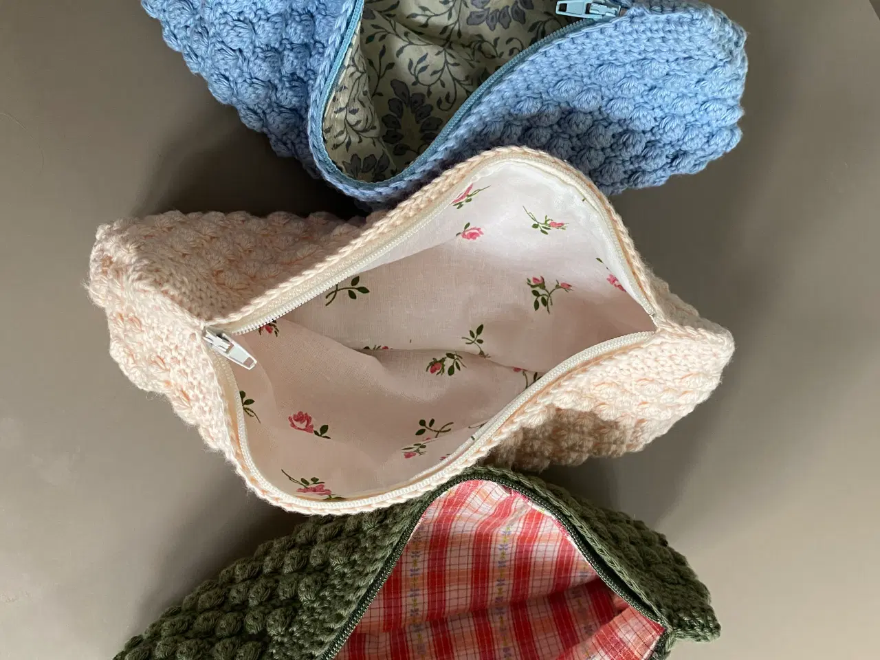 Billede 2 - Clutch, kosmetikpung