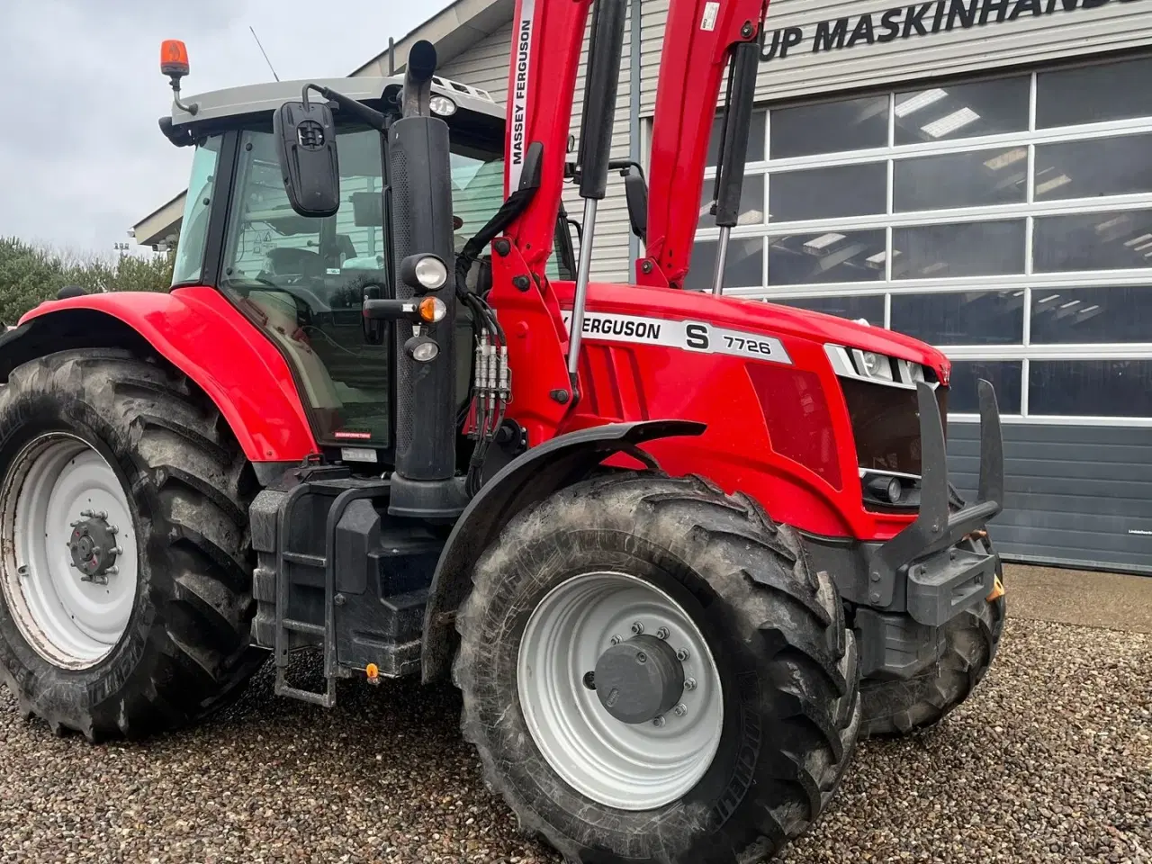 Billede 18 - Massey Ferguson 7726 S DynaVT Med frontlæsser