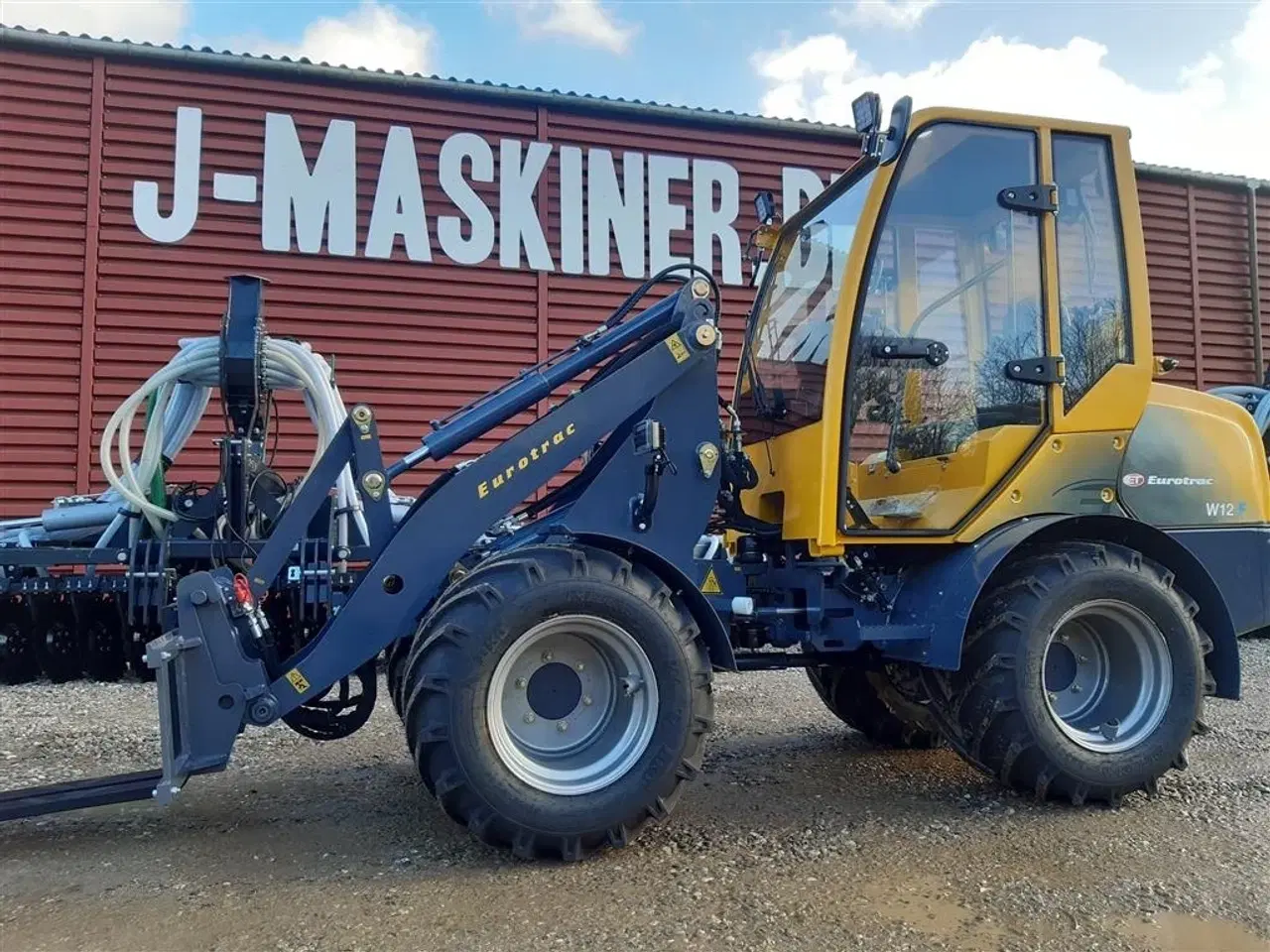 Billede 2 - Eurotrac W12 F  mellem tårn