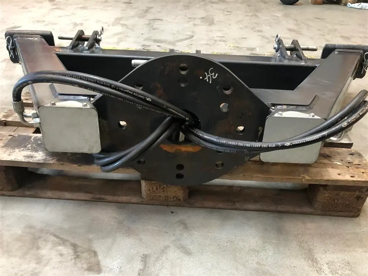 Billede 5 - - - - KRAN STATIV MED HYDRAULISKE STØTTEBEN