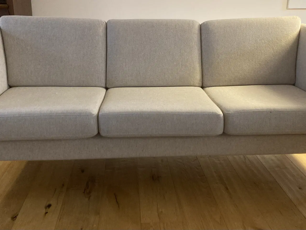 Billede 2 - Stouby sofa i uld