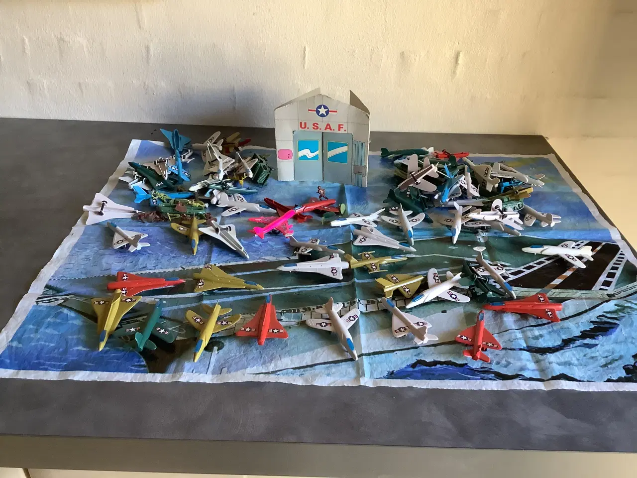 Billede 3 - USAF legetøjfly og millitærlegetøj sæt