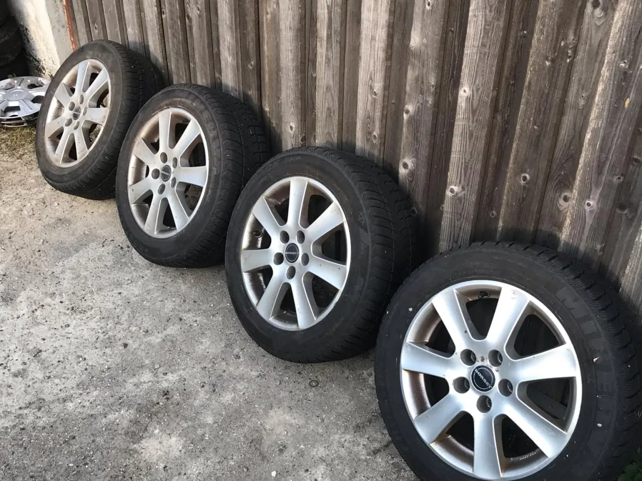 Billede 1 - Vinterdæk på alufælge 5x112
