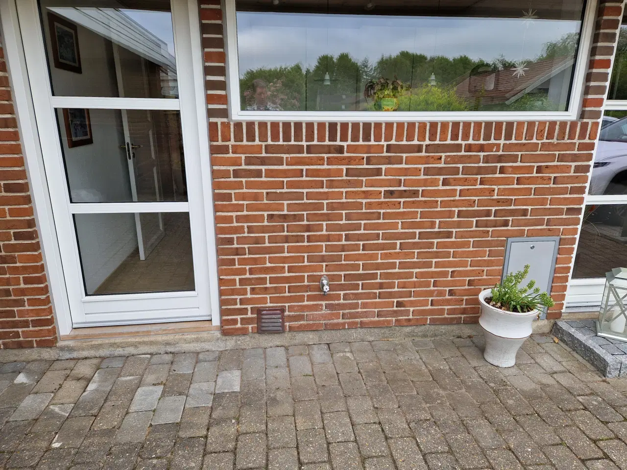 Billede 1 - Havedør inkl. karm 945x2090 (ral 9010)