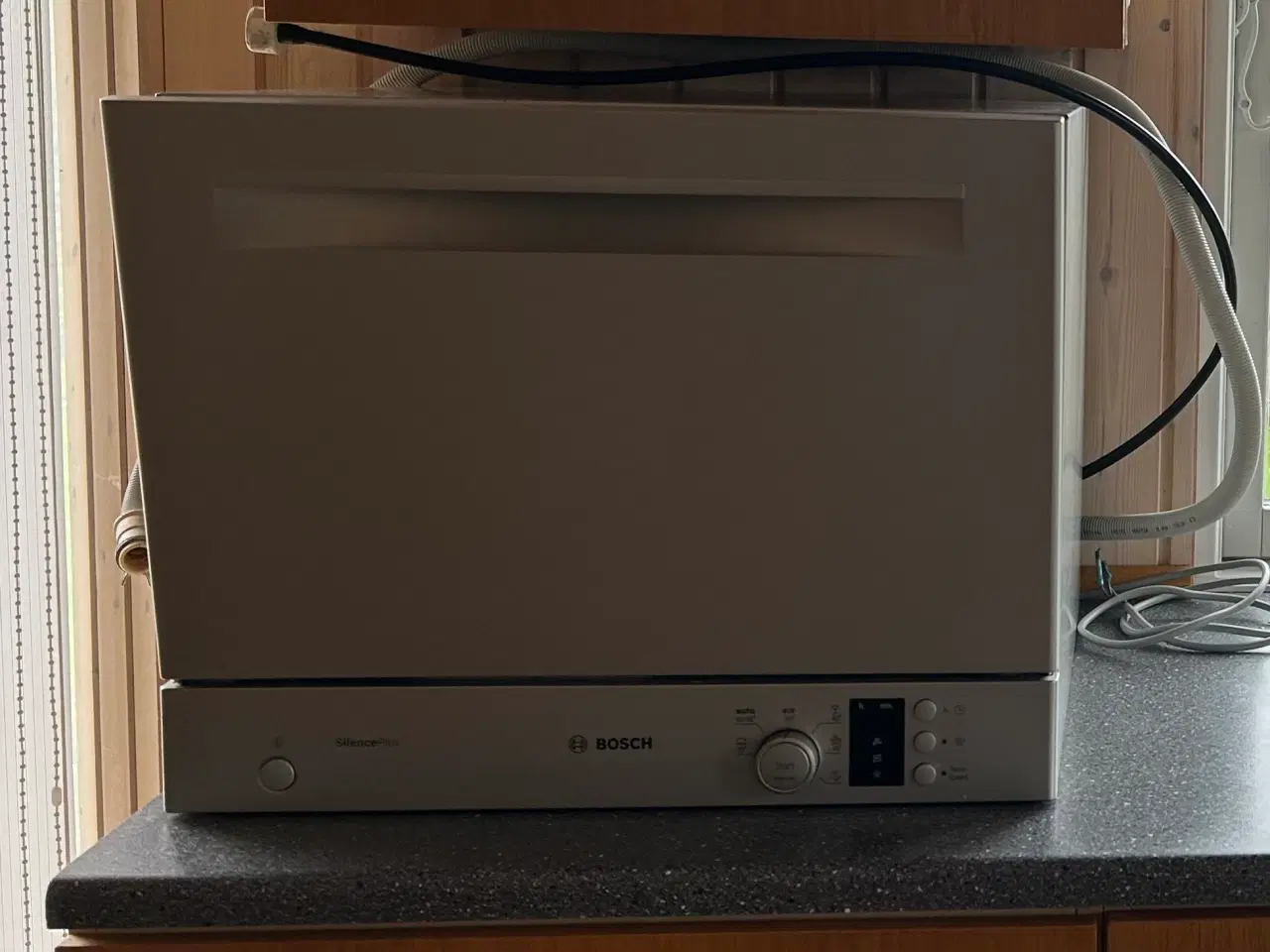 Billede 1 - Bosch Bordopvaskemaskine i stål
