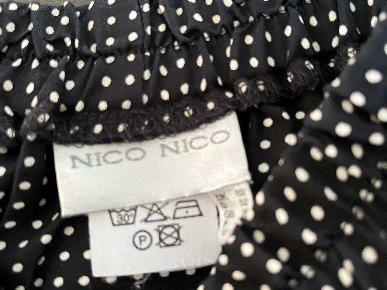 Billede 3 - Sæt med nederdel