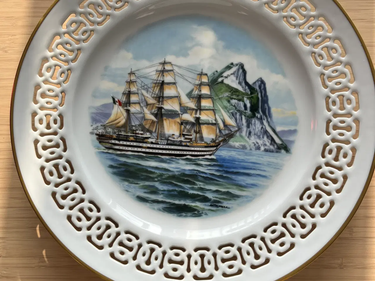 Billede 6 - 4 stk Windjammer tallerkener med motiver af skoles