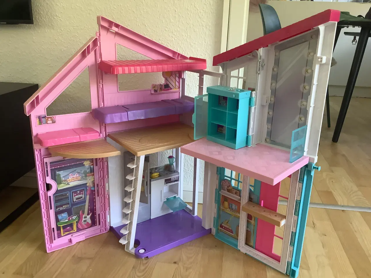 Billede 2 - Barbie dukkehus