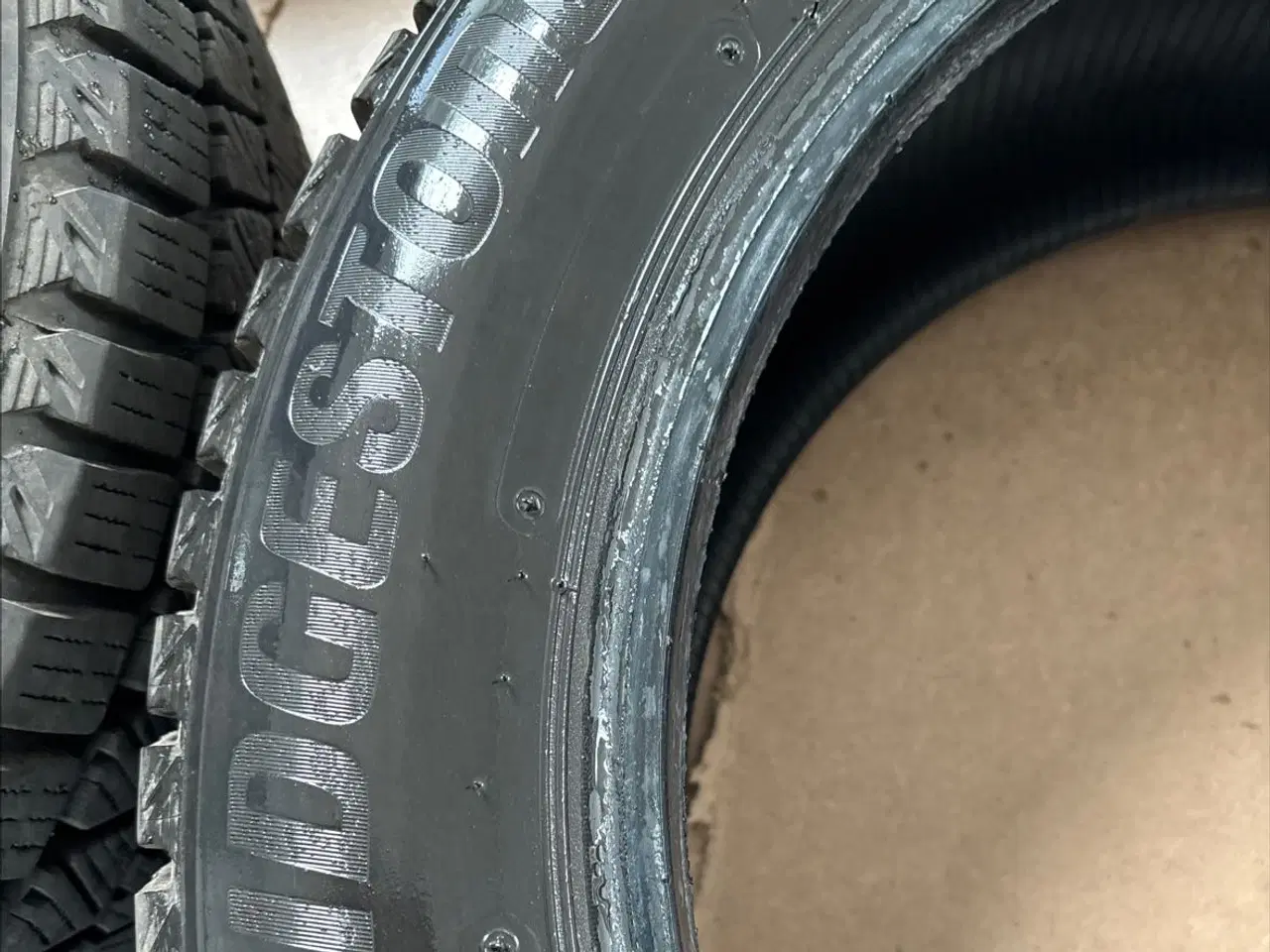 Billede 1 - Bridgestone til Extreme vintervejr 