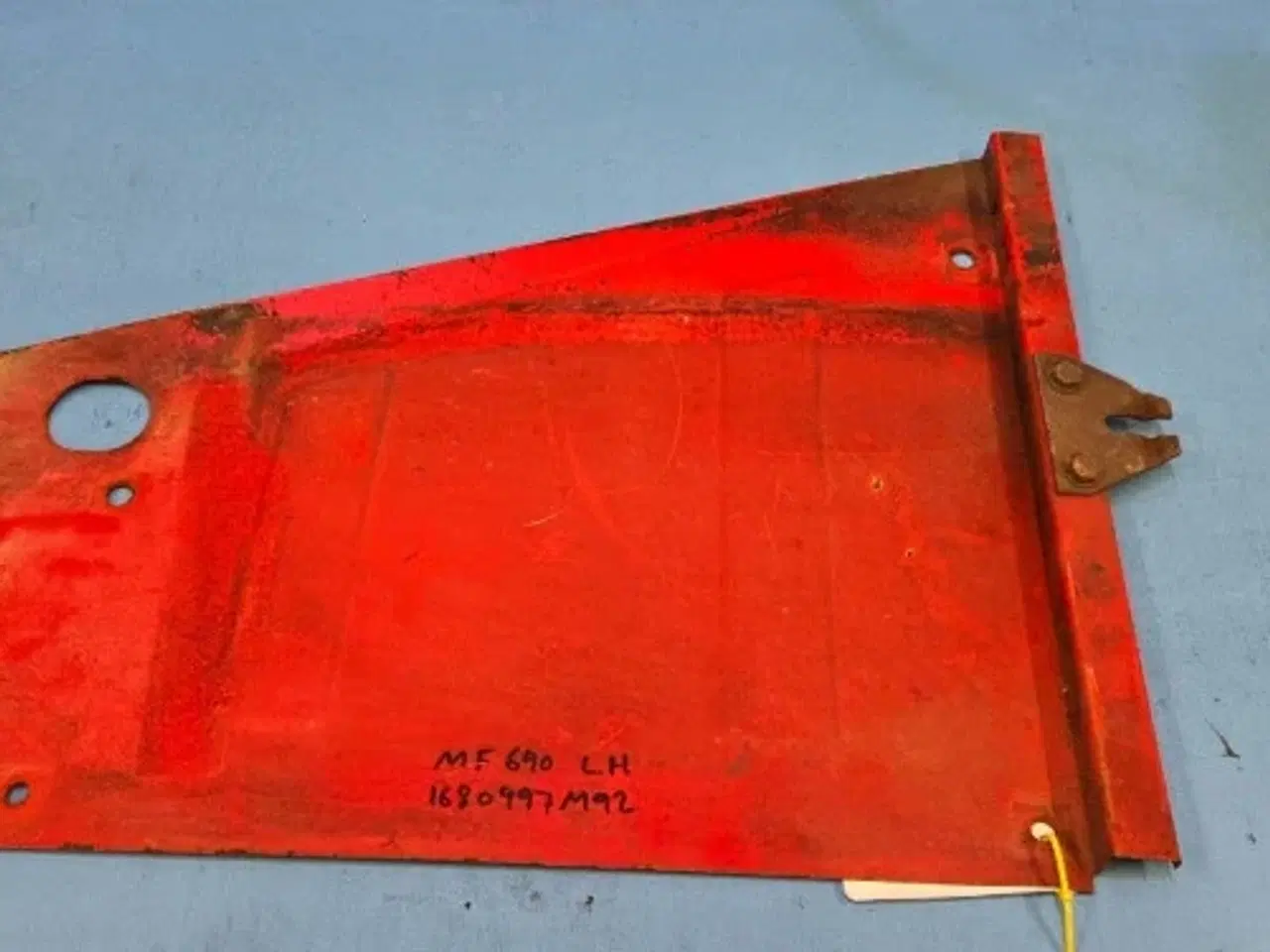 Billede 4 - Massey Ferguson 690 Skærm L. 1680997M92