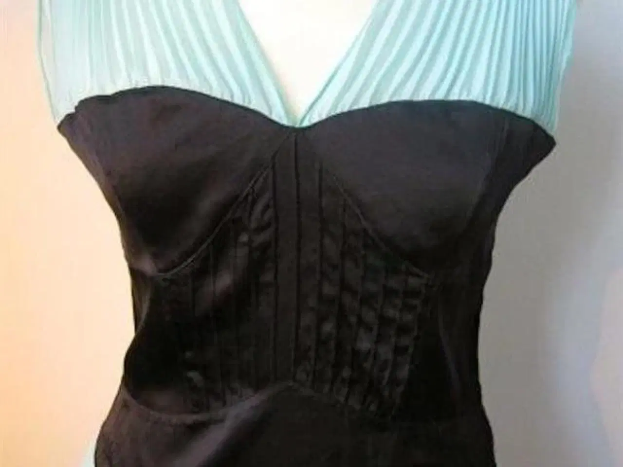 Billede 1 - Diane von Furstenberg, top, str S