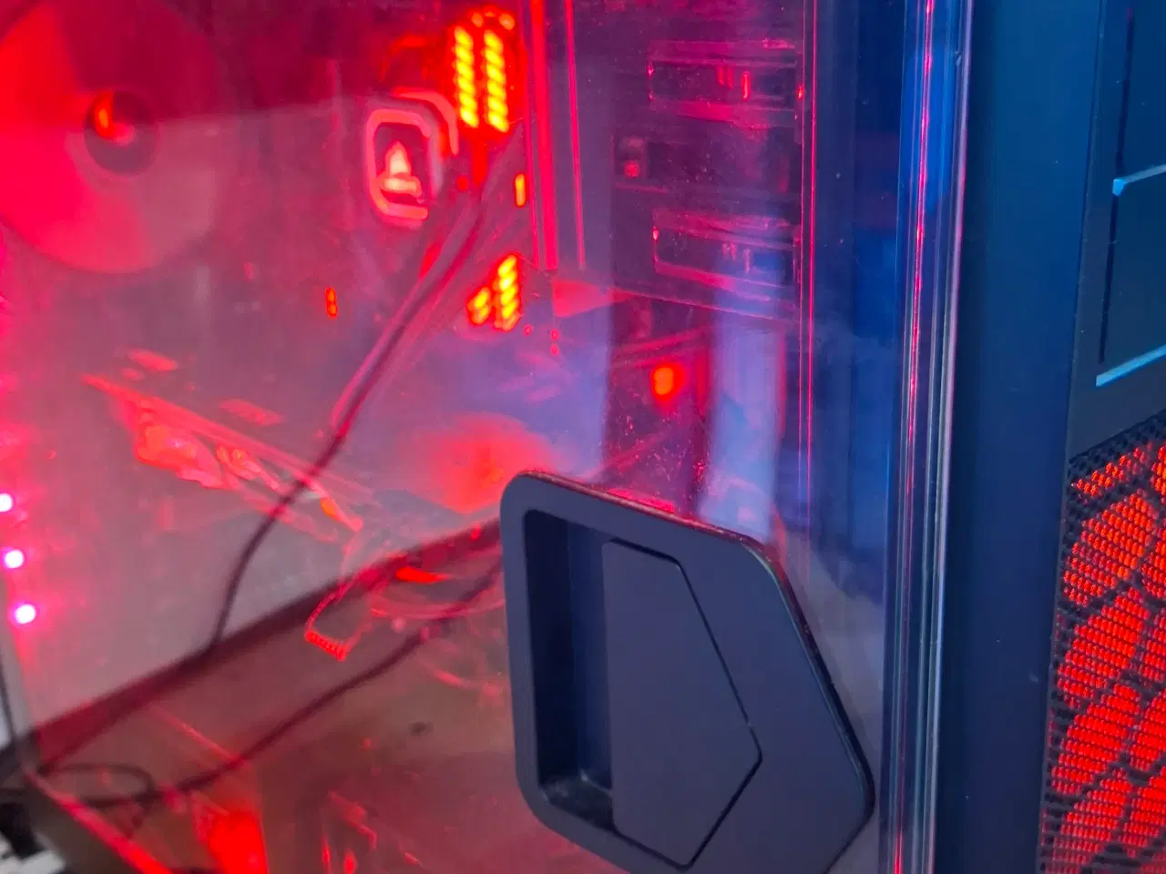 Billede 5 - Gamer PC med i7-8700K & GTX 1080 – Stadig stærk ti