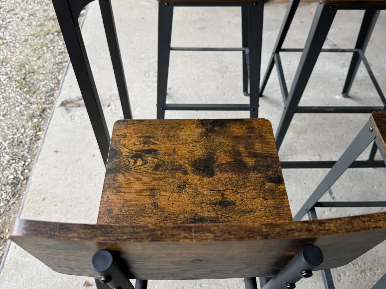 Billede 10 - 4 VASAGLE barstol & bord i industrielt design