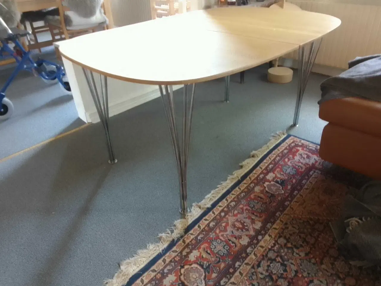 Billede 1 - Spise Bord massiv eg flot 
