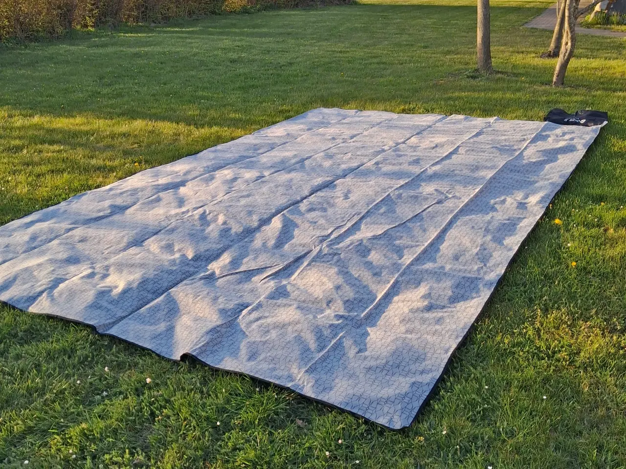 Billede 1 - Outwell fladvævet tæppe 