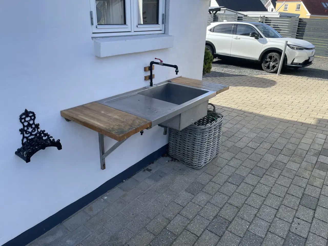 Billede 1 - Rustfri bord m. Vask evt. til udekøkken