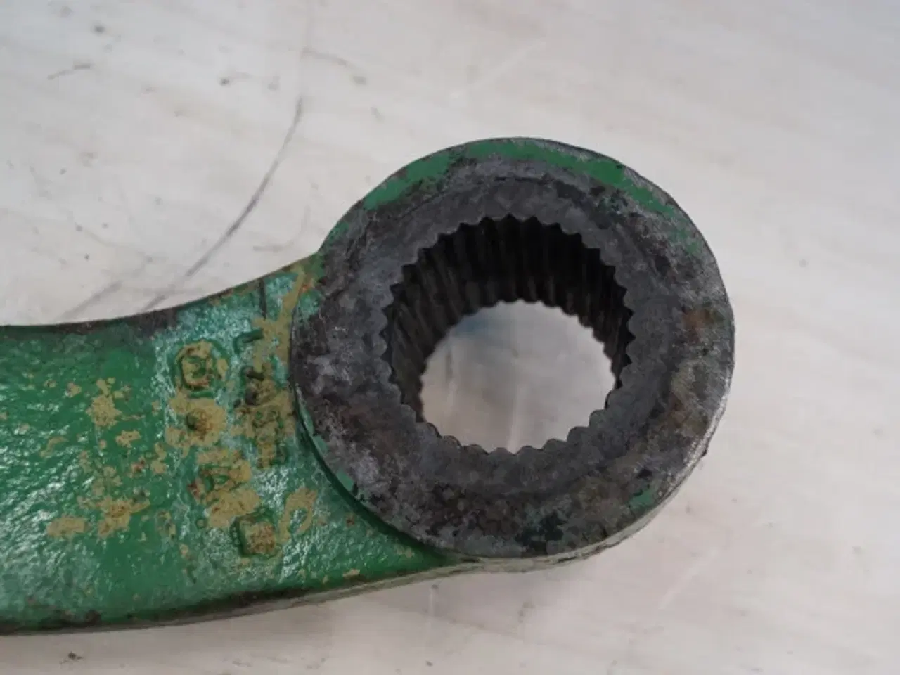 Billede 4 - John Deere 1830 Steering Arm l28831