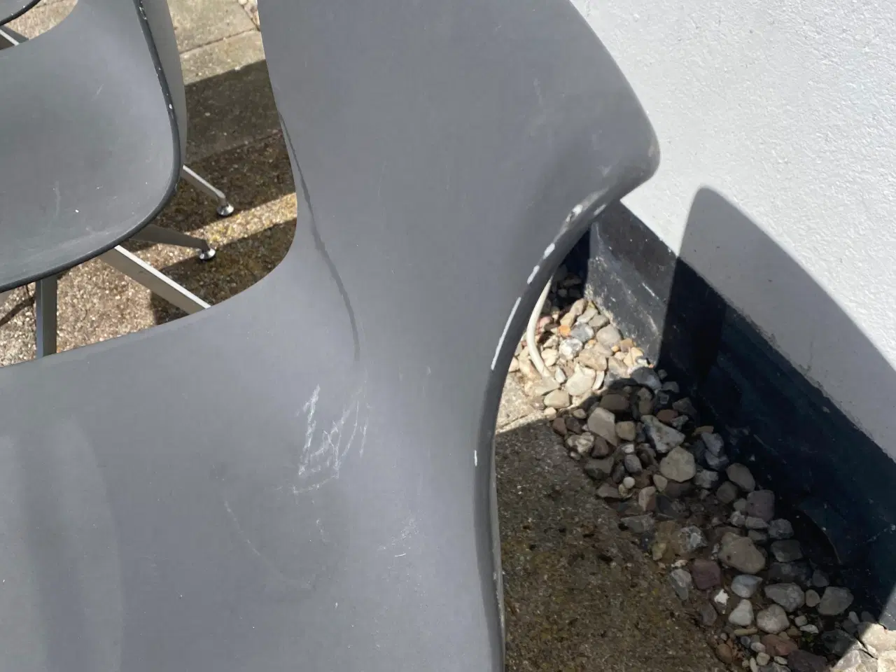 Billede 2 - Spisebordsstole i metal og plast
