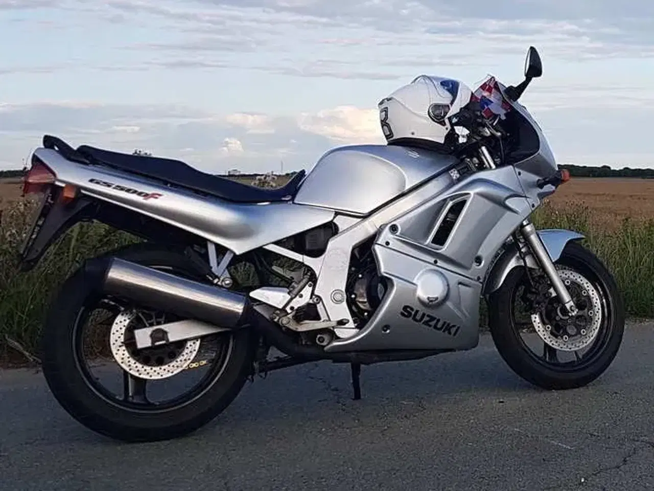 Billede 7 - Suzuki GS 500 E Kåbedele Lilla-metalic