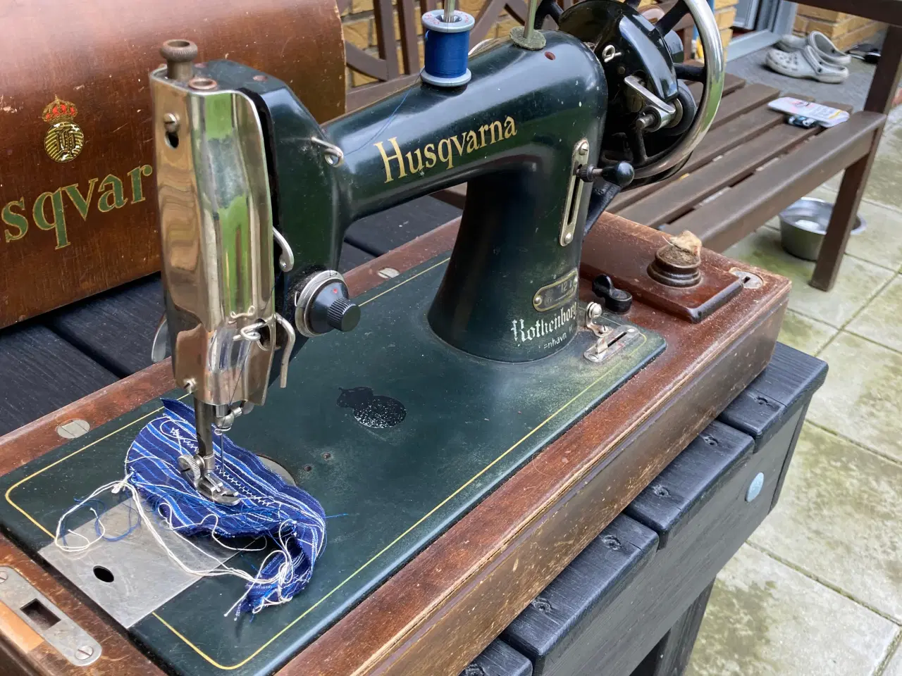 Billede 3 - Gammel husqvarna symaskine 