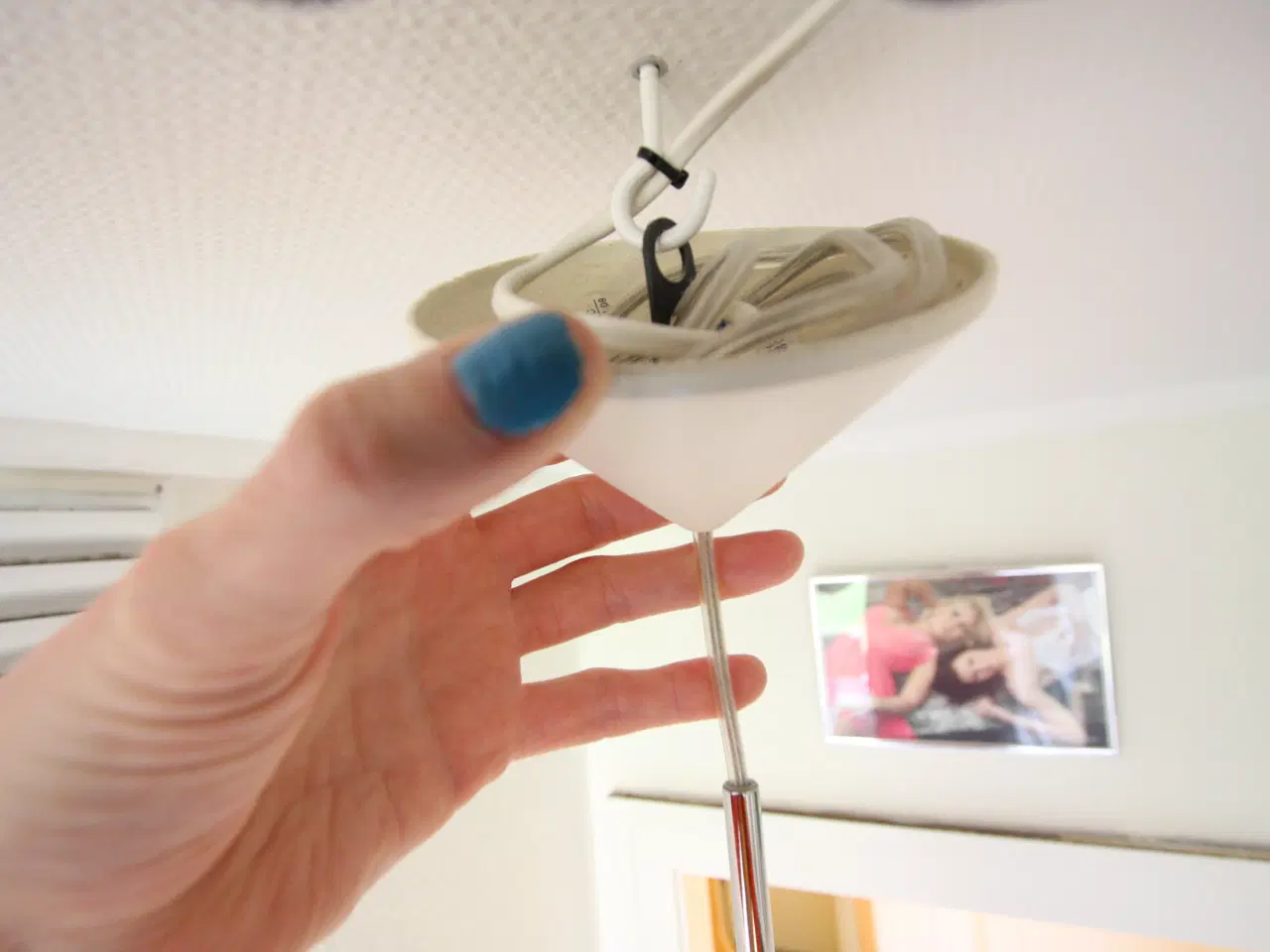 Billede 4 - Flot loftlampe i glas (skal ses)