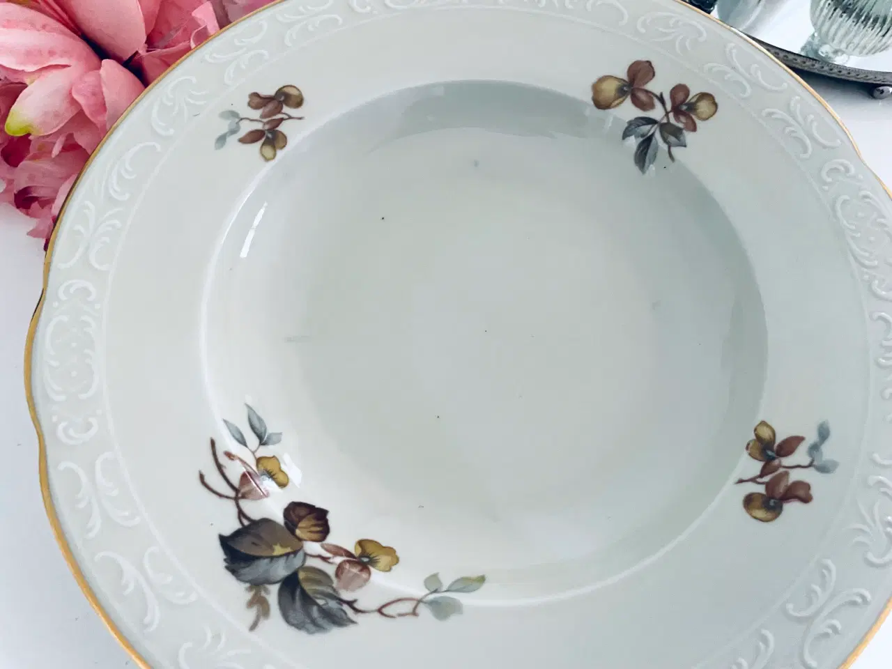 Billede 5 - Vintage dybe tallerkner 6 stk med patina