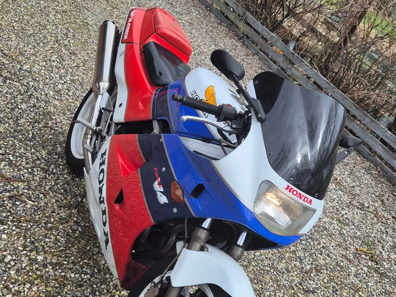 Billede 5 - Honda VFR 400RR V4 (samlerobjekt)
