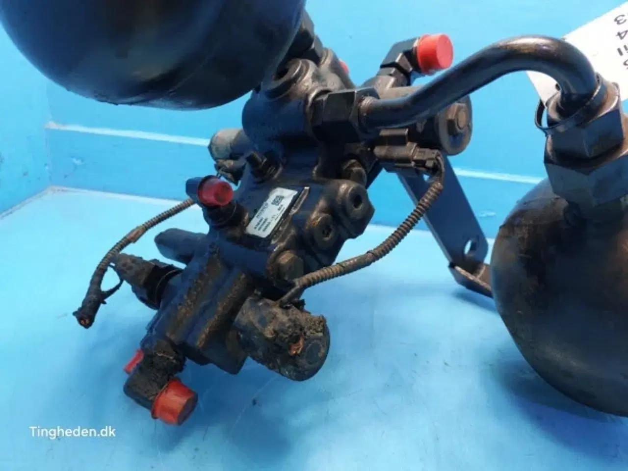 Billede 10 - New Holland T6 Hydraulikventil 48058104