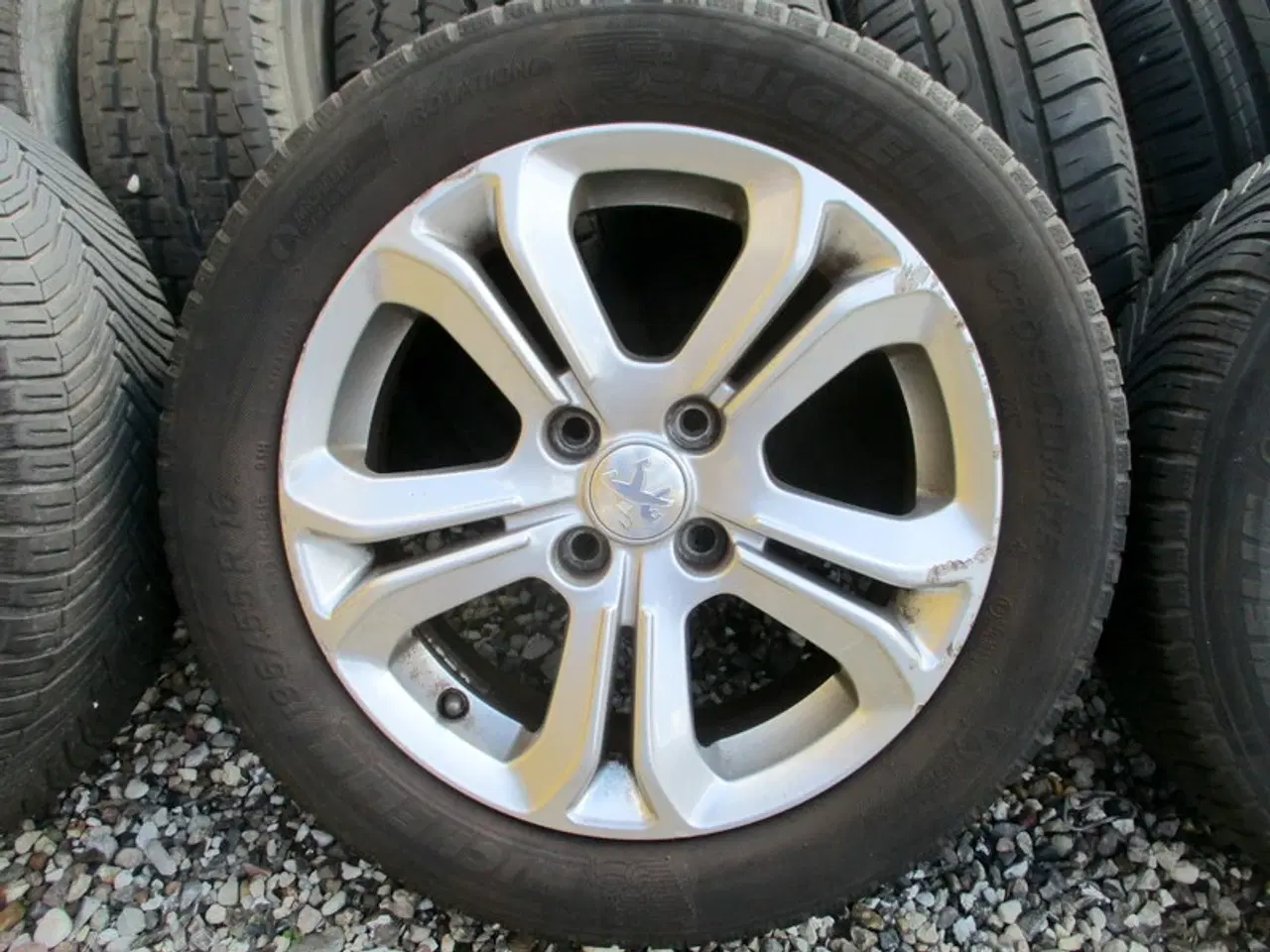 Billede 6 - 16" Peugeot 4X108 ET23 195/55/16" helårsdæk