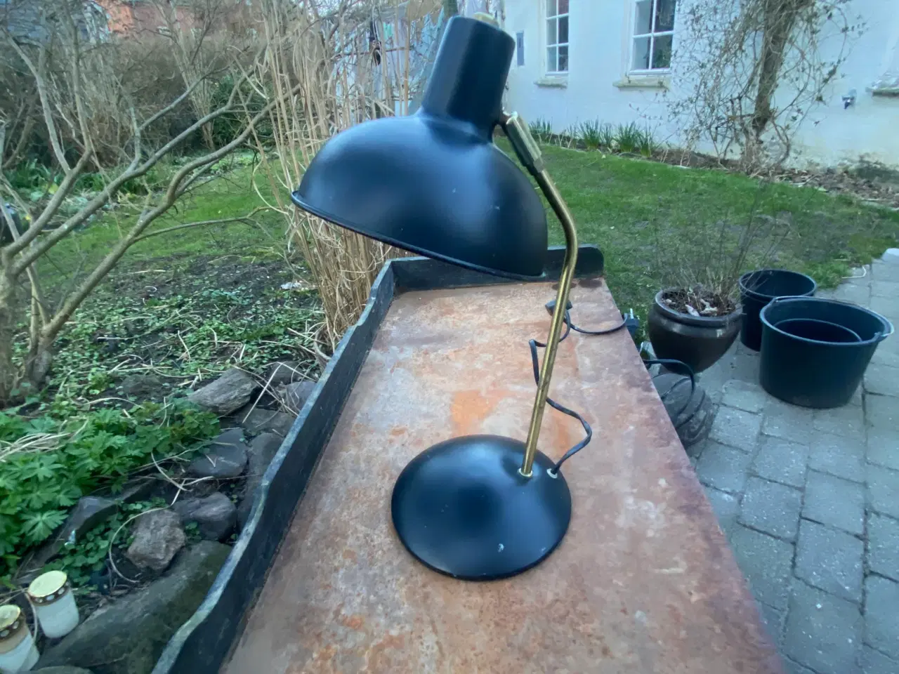 Billede 2 - Sort bordlampe fra søster greene