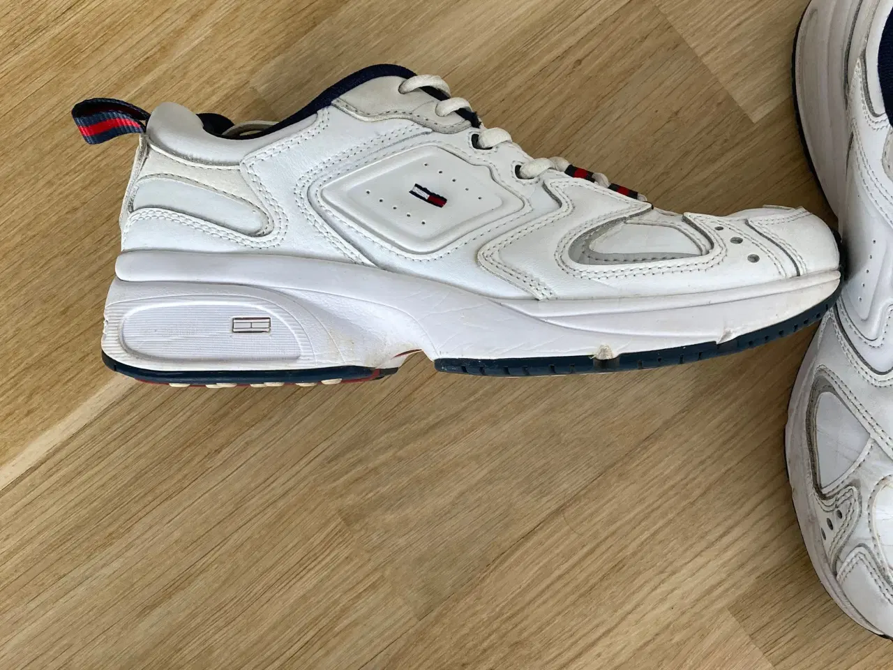 Billede 3 - Tommy Hilfiger sneakers 